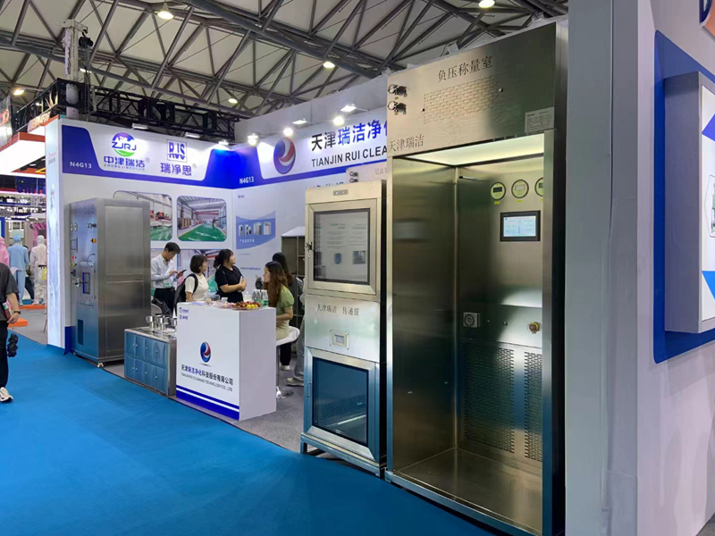 PMEC China 202417届世界制药机械展    负压称量室、层流罩、传递窗、超净工作台、过氧化氢传递窗、无尘衣柜、洗手烘干机